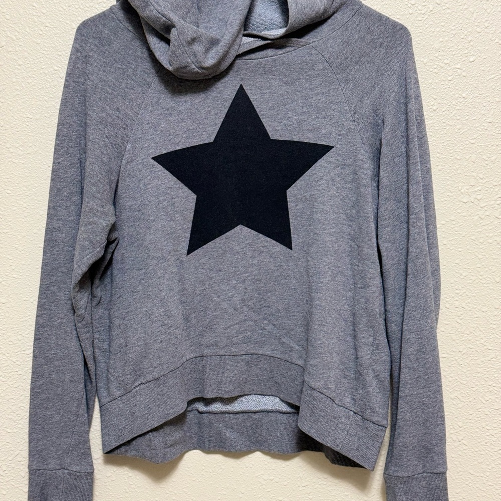 DIVIDED - Gray Cowl Neck Sweater with Black Star